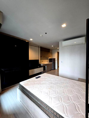 คอนโดให้เช่า : (No - Co)Condo for rent -> Life Asoke - Rama 9 - 28th floor, Studio room *** 1 years lease *** 15,000 baht