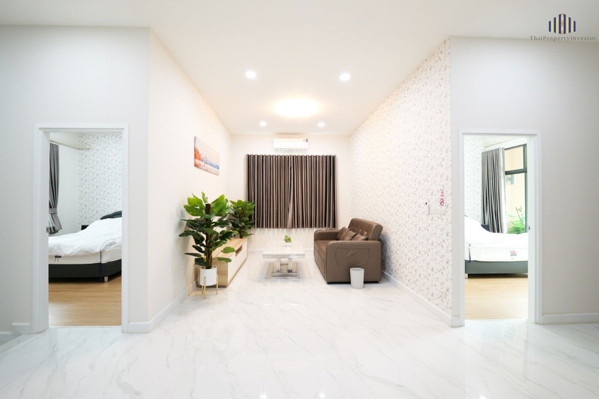 รูป Rare Item! ขายบ้านสวยสไตล์รีสอร์ตกลางเมืองแกลง จัดเต็มทุกฟังก์ชัน  หลังเดียวใน MVP Riverside พร้อมสระ+สปา ที่จอด 5 คัน ขายขาดทุน!! - รูปที่ 28/31
