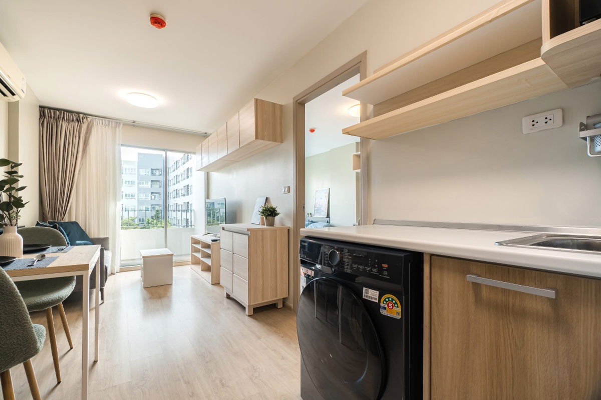 picture P1107 Condo for rent Elio Del Ray, corner room, pool view, beautifully decorated room, fully furnished, washing machine, ready to move in immediately. - 12/27