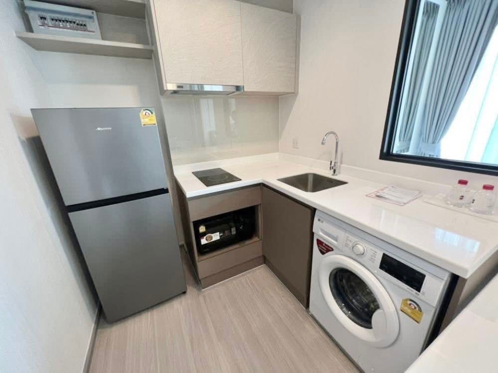 picture Condo for Rent : Life Sathorn-Sierra  1 Bedroom Nice decorated Built-in furniture  Fully furnished no damage earthquake Near BTS Talat Phlu - 14/17