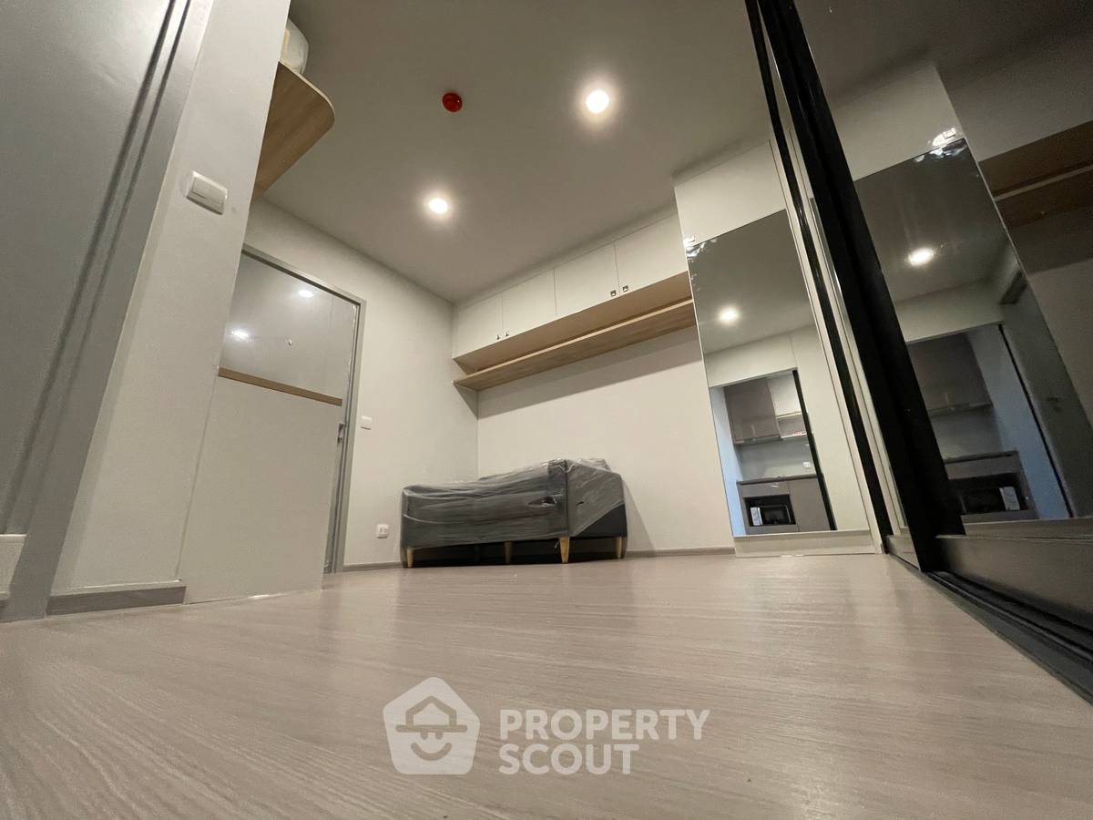 picture 1-BR Condo at Aspire Asoke-Ratchada near MRT Phra Ram 9 (ID 759995) - 6/21