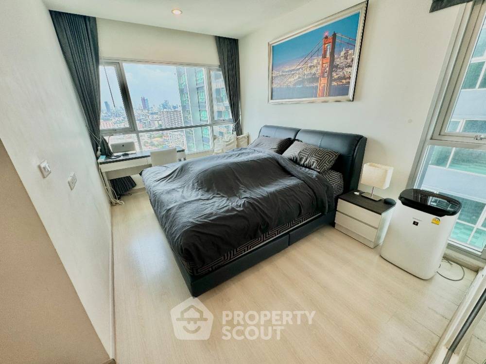 picture 2-BR Condo at Life Ratchadapisek near MRT Huai Khwang (ID 1363855) - 2/15