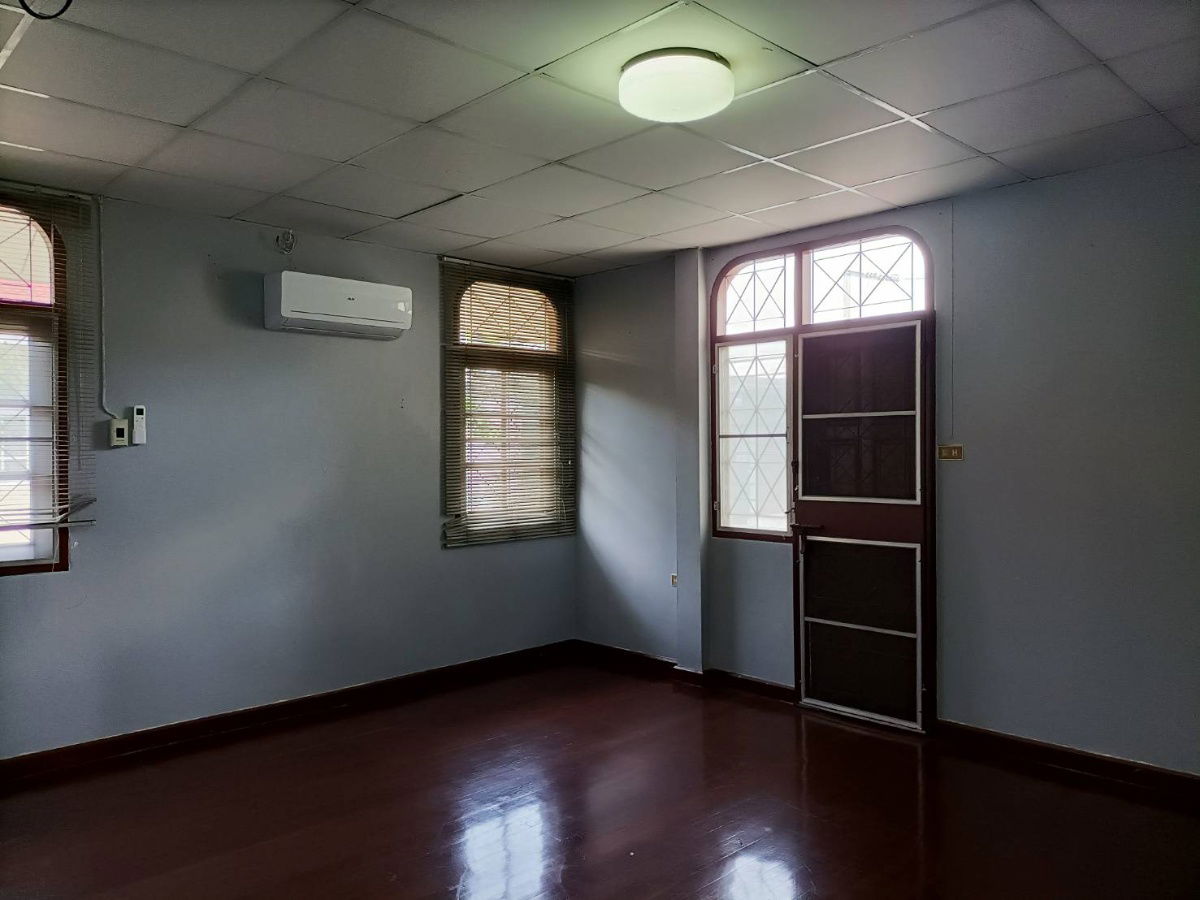 รูป ให้เช่า บ้านเดี่ยว 3 ห้องนอน ที่ ซอยปุณณวิถี 49, ใกล้สถานี BTS ปุณณวิถี - รูปที่ 6/10