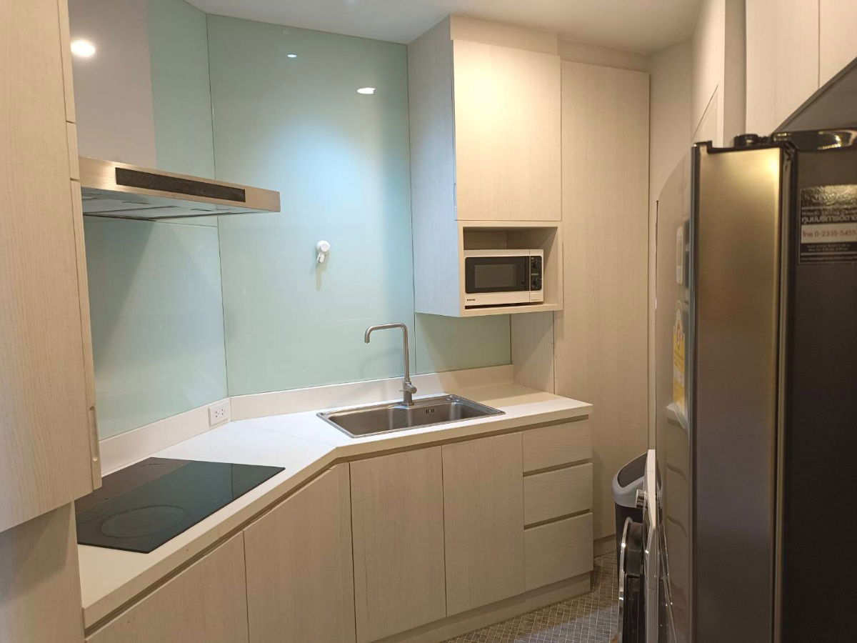 picture Three-bedroom condominium unit for sale in NS Tower Bangna Condominium, only 2 minute walk from Central Bangna Department Store - 11/11