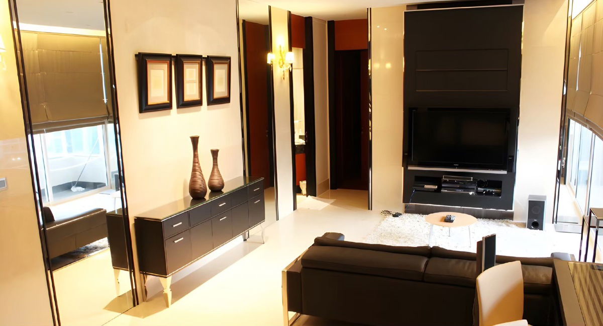 picture The Infinity Condominium Sathorn for Sale - 1/12
