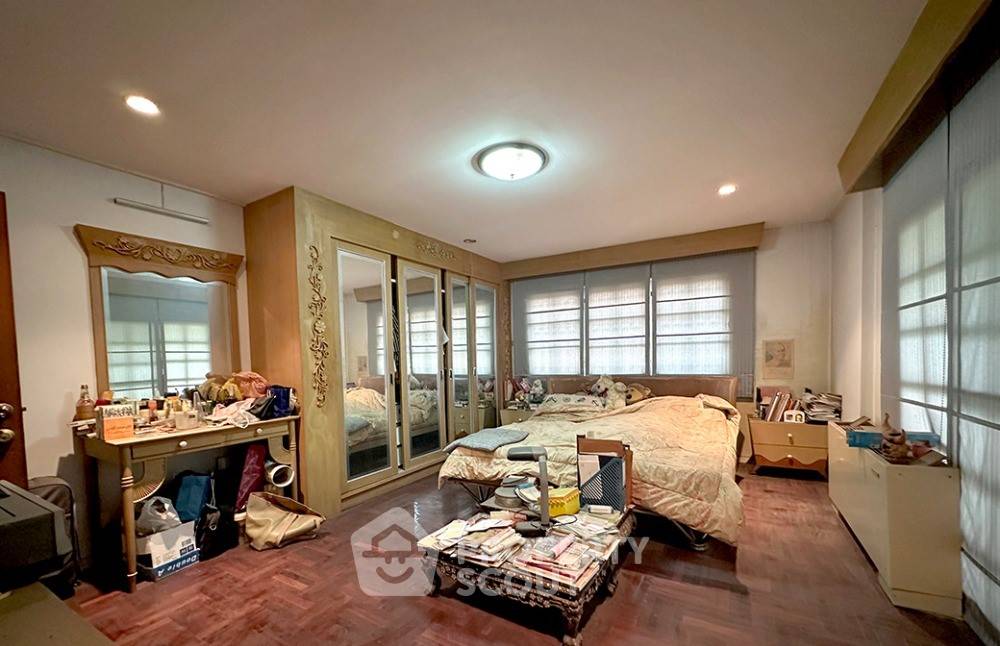รูป บ้าน 5-ห้องนอน ใน สะพานสอง (ID 1613877) - รูปที่ 1/4