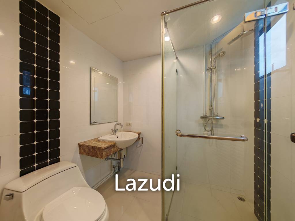 picture 2 Bedroom 2 Bathroom 164 Sq.m La Maison Ruamrudee - 26/27