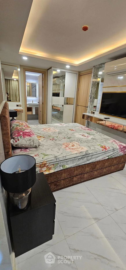 picture 2-BR Condo at Dusit Grand Park 2 close to Pattaya (ID 2046497) - 9/31