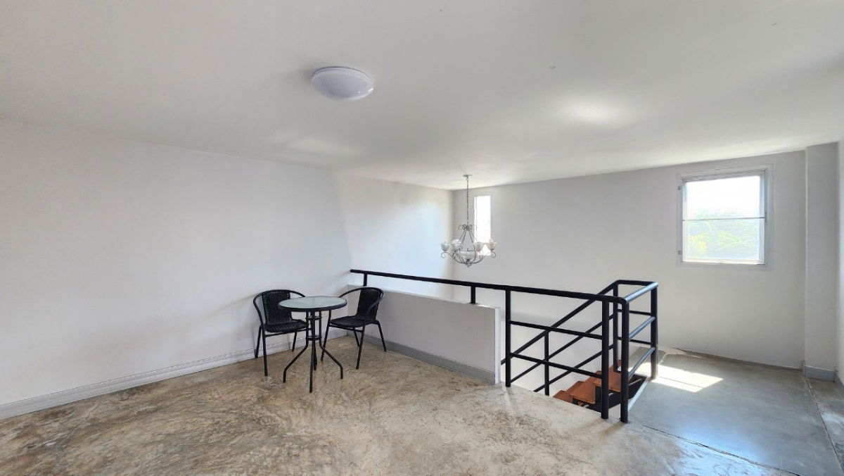 picture Four-bedroom detached house for rent in Soi Sukhumvit 49, near BTS Prompong Station - 20/21