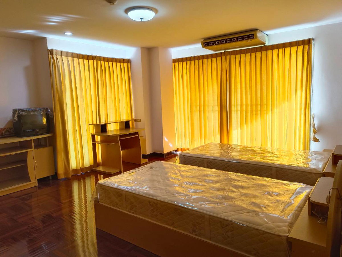 picture Two-bedroom condominium unit for sale in NS Tower Bangna Condominium, only 2 minutes walk from Central Bangna Department Store - 4/7