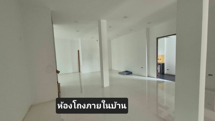 รูป บ้านเดี่ยว2 ชั้น สไตล์ คอนเทมโพรารี่ เน้นพื้นที่ใช้สอย แถมฟรี บ้านอีก1หลัง - รูปที่ 5/19