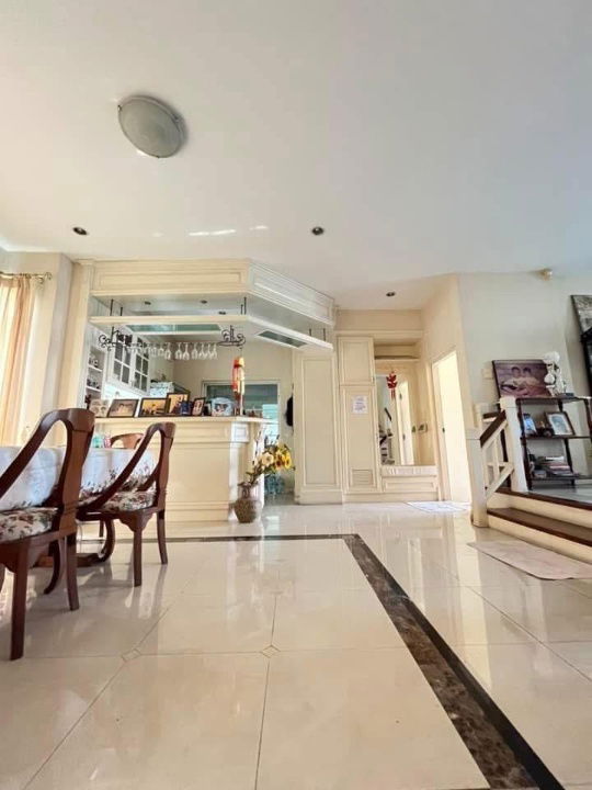 รูป P0125 ขายบ้านด่วน! บ้านเดี่ยว ลดาวัลย์ ถ.เฉลิมพระเกียรติ ร.9 - รูปที่ 4/12