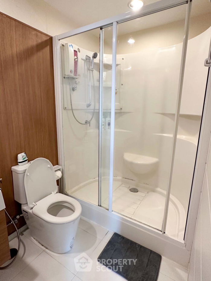picture 2-BR Condo at Q House Sathorn near BTS Krung Thon Buri (ID 1916396) - 10/11