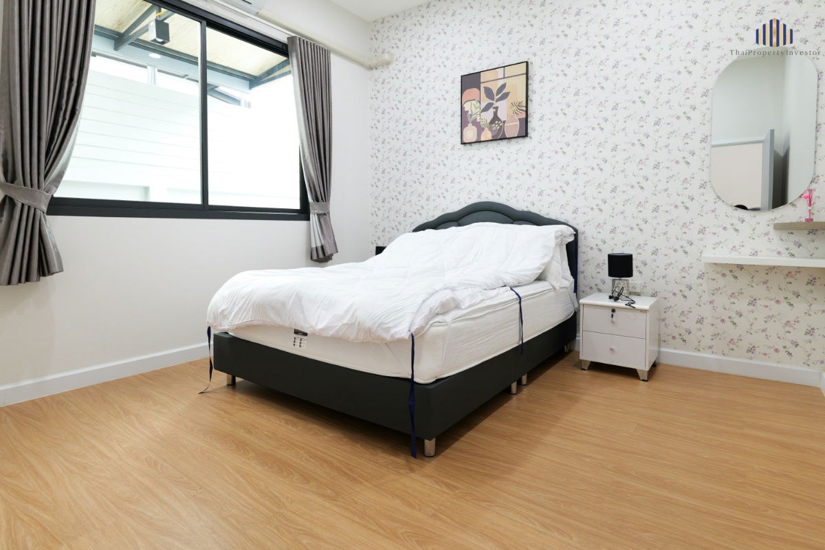 รูป Rare Item! ขายบ้านสวยสไตล์รีสอร์ตกลางเมืองแกลง จัดเต็มทุกฟังก์ชัน  หลังเดียวใน MVP Riverside พร้อมสระ+สปา ที่จอด 5 คัน ขายขาดทุน!! - รูปที่ 27/31