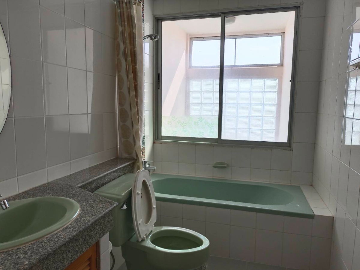 picture Two-bedroom condominium unit for sale in NS Tower Bangna Condominium, only 2 minutes walk from Central Bangna Department Store - 7/7