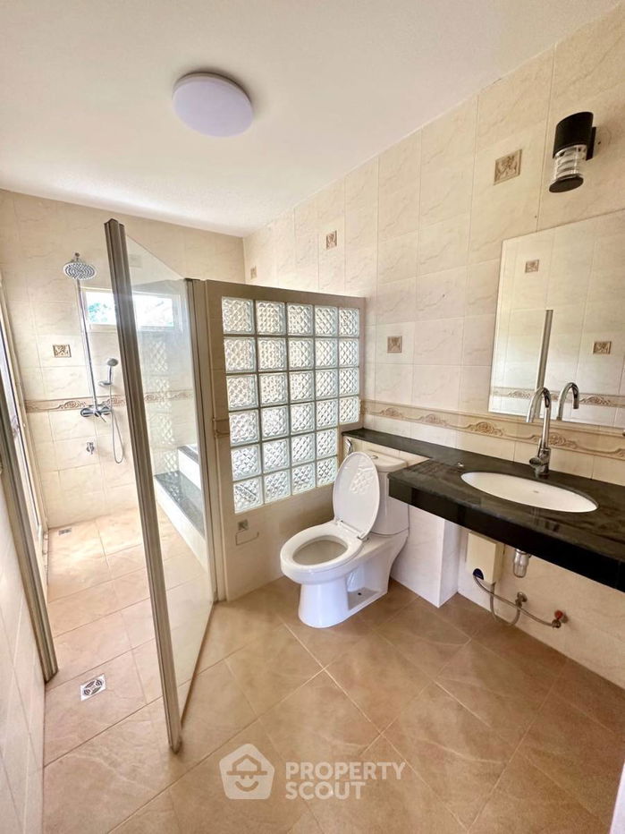 picture 3-BR House close to Hua Hin Night Market (ID 1929731) - 6/10