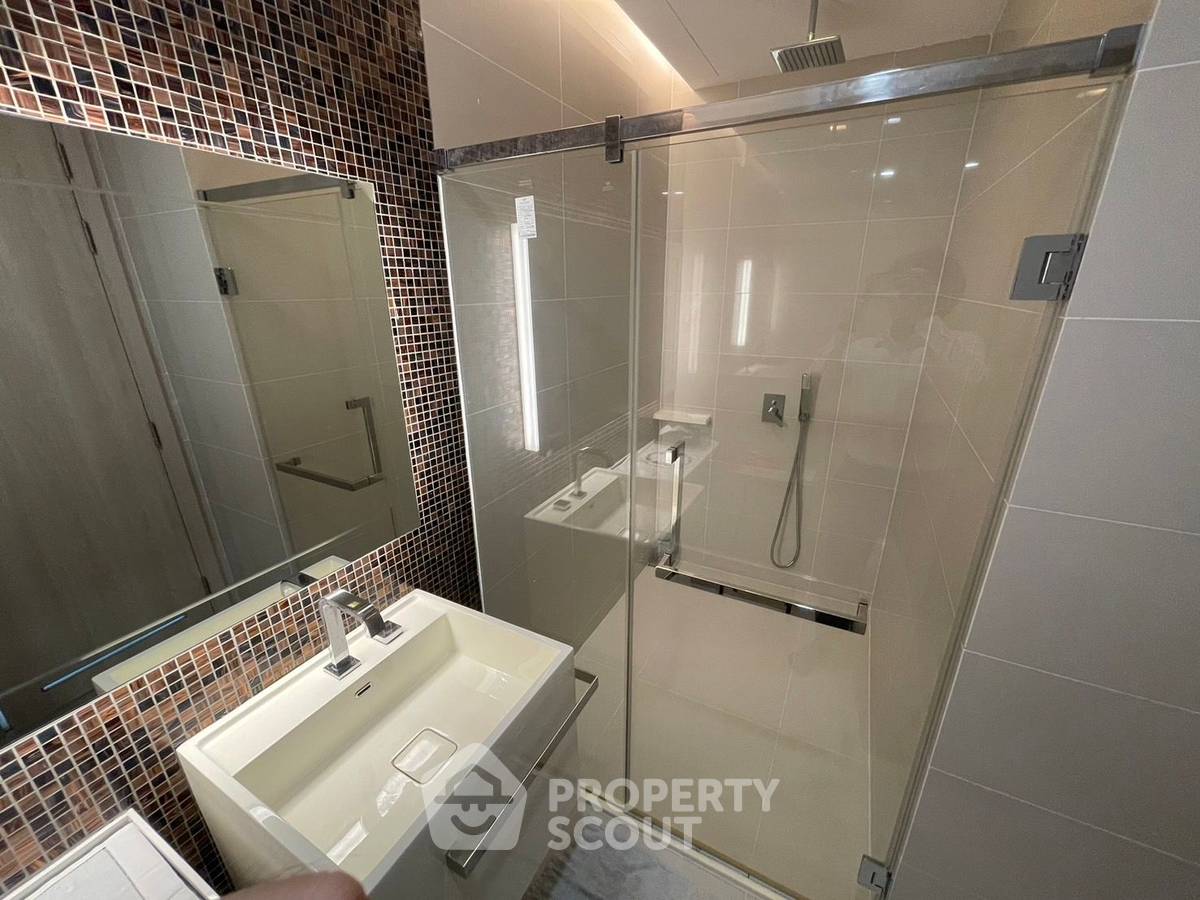 picture 2-BR Condo at 333 Riverside near MRT Bang Pho (ID 2035599) - 12/25