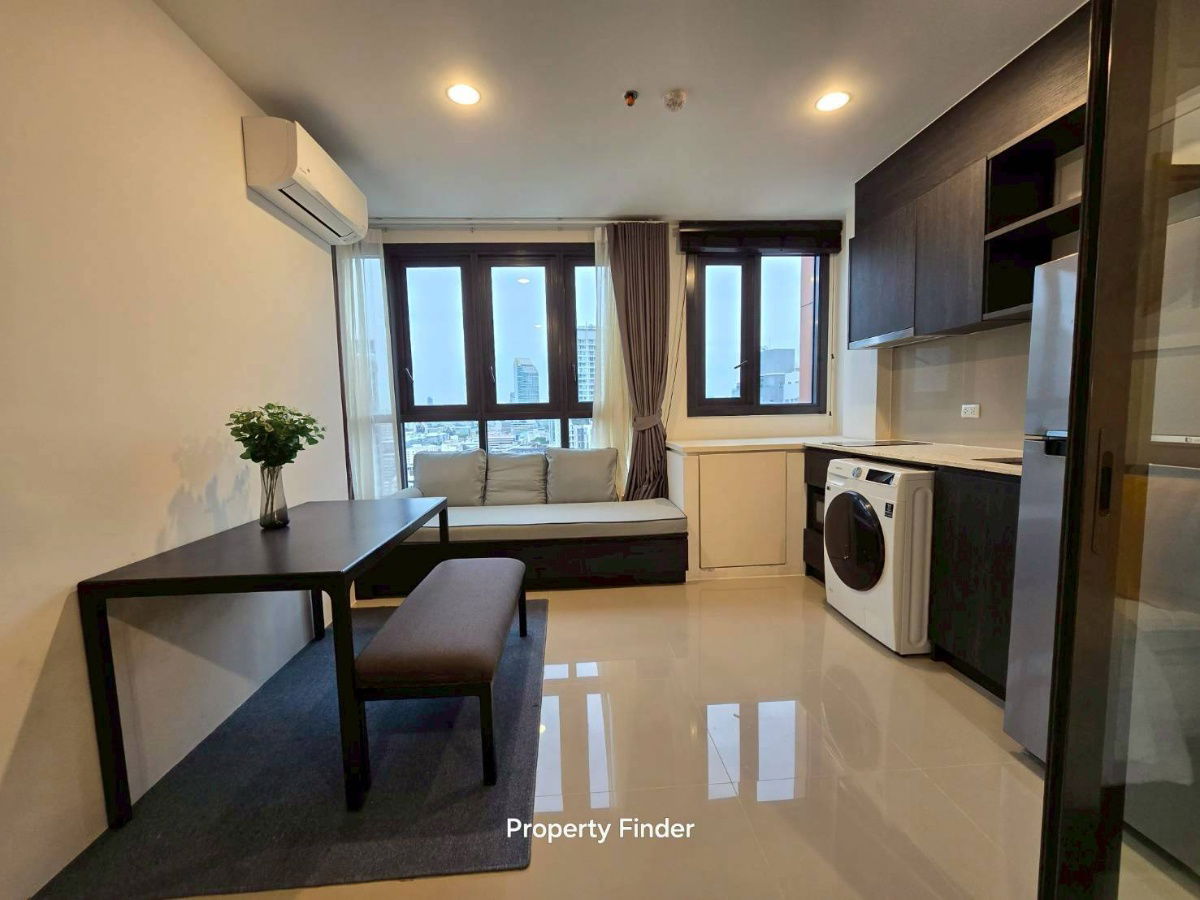 picture Condo for Rent : XT Huaikhwang  Schedule a viewing 👉 Line: @propertybkk1 - 10/16