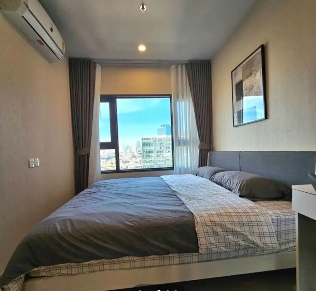 picture Condo For Rent // Life Rama4 - Asoke - 4/19