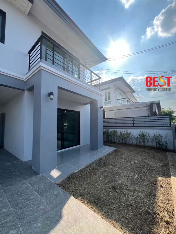 picture Fully Renovated - House for Sale, The Tara Ramintra (Phraya Suren 35) – Ready to Move In - 2/15