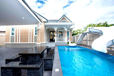 บ้านเดี่ยว ถนนพรประภานิมิต : ขายพูลวิลล่าตกแต่งสวยงามพร้อมอยู่ อำเภอบางละมุงจังหวัดชลบุรี