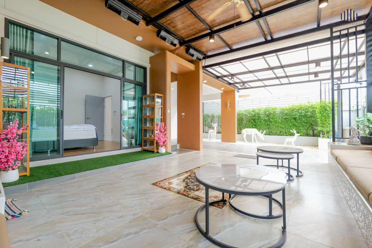รูป Rare Item! ขายบ้านสวยสไตล์รีสอร์ตกลางเมืองแกลง จัดเต็มทุกฟังก์ชัน  หลังเดียวใน MVP Riverside พร้อมสระ+สปา ที่จอด 5 คัน ขายขาดทุน!! - รูปที่ 14/31
