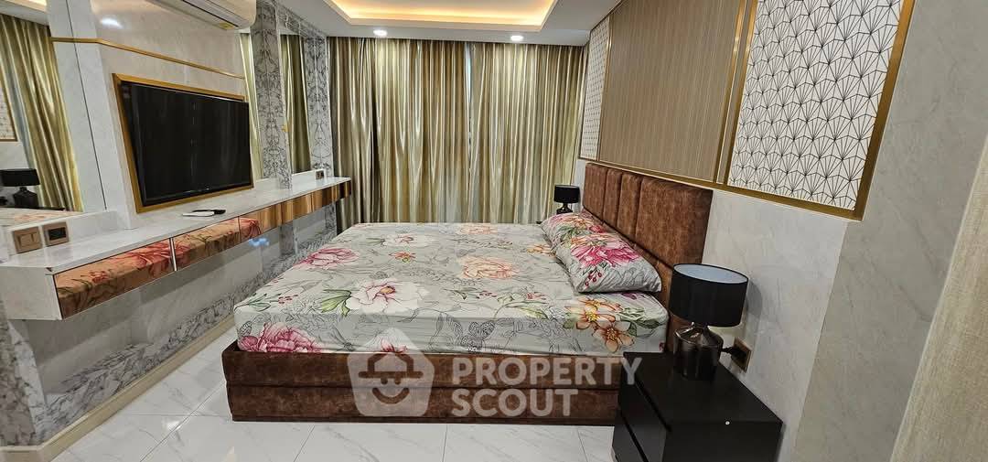 picture 2-BR Condo at Dusit Grand Park 2 close to Pattaya (ID 2046497) - 4/31