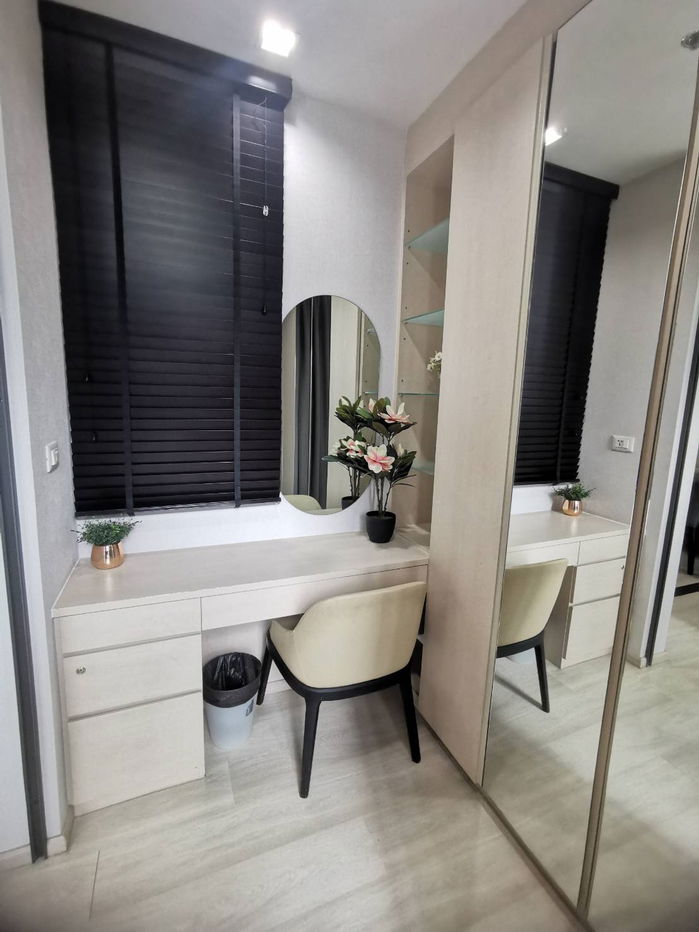 picture Life One Wireless | Only 120 meters from BTS Phloen Chit - 4/16