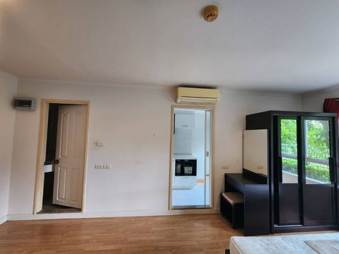 For rent 1 bedroom 28.8 sq m. Lumpini Ville Ramkhamhaeng 26