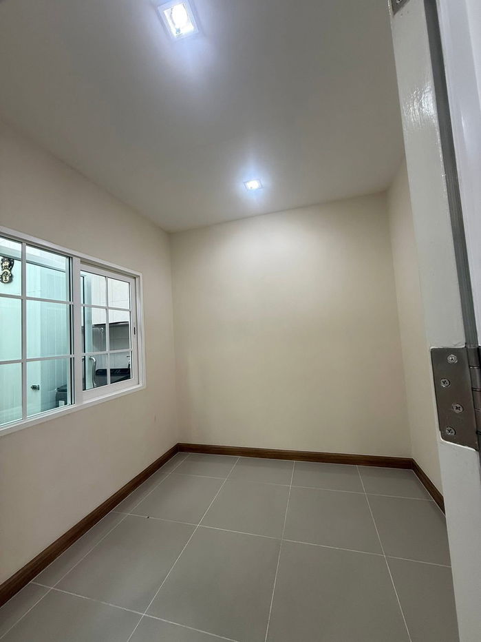 picture #R5312 House for rent Golden Town Sukhumvit-Bearing Station  - 7/25