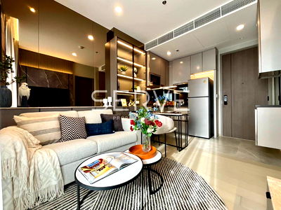 Condos for sale Central Embassy  : 1 Bed Nice Decorate City View Good Location BTS Victory Monument 400 m. & King Power  @ The EXTRO Phayathai Rangnam