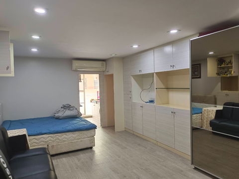 Studio unit for Sale in Ratchada City Condo, 7 minutes walk from MRT Huaykwang Station