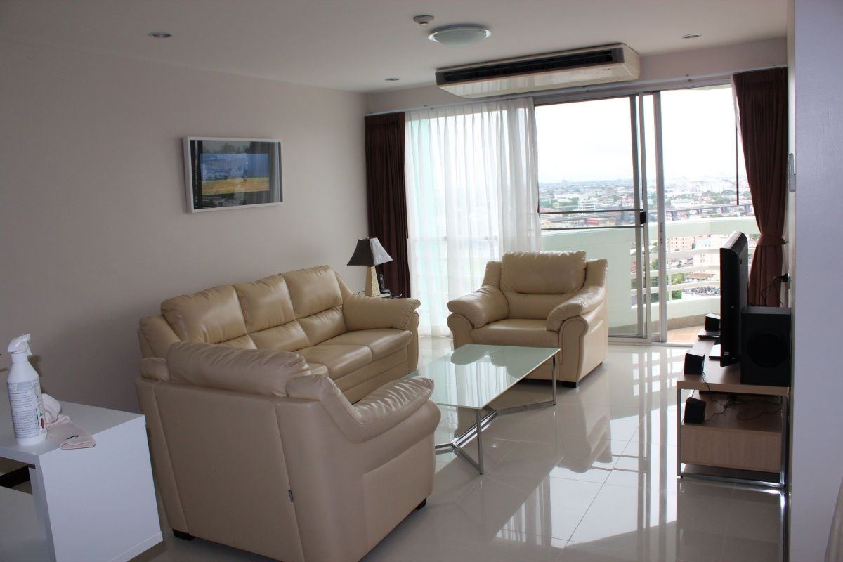 picture Two-bedroom unit for sale in NS Tower Condominium, just behind Central Bangna Department Store - 5/8