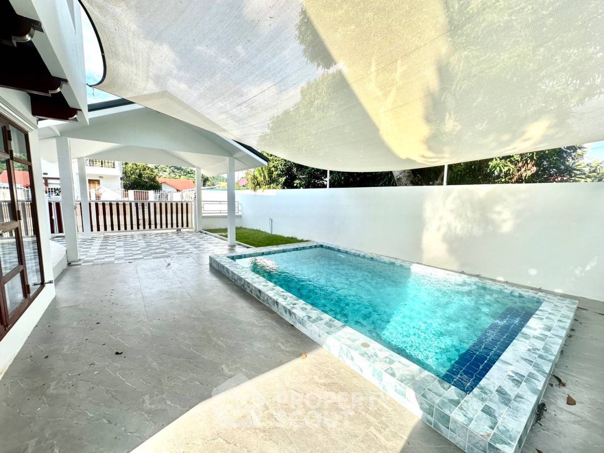 picture 3-BR House close to Hua Hin Night Market (ID 1929731) - 1/10