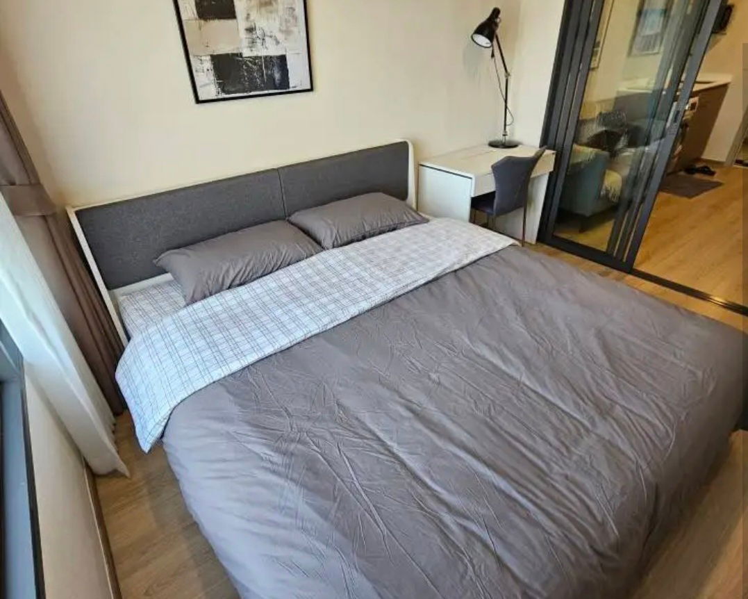 picture Condo For Rent // Life Rama4 - Asoke - 10/19