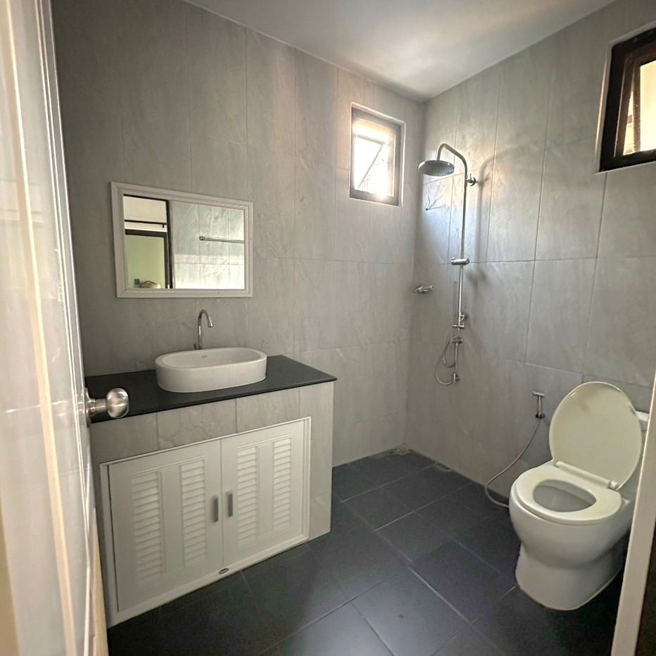 picture House for sale , near samyag market, central festival chiangmai. near 2nd ring road 700 m. - 3/16