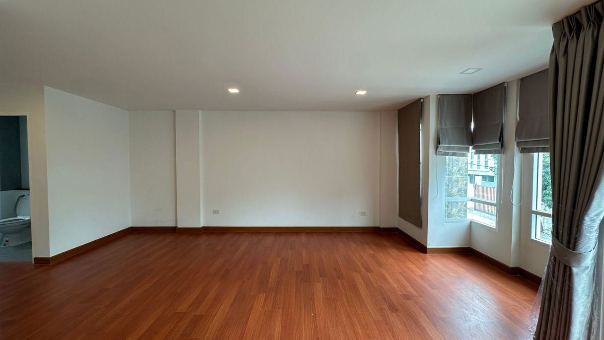 picture Townhouse for rent 📍 On Nut 46 – Srinakarin 36 | Near MRT Srinakarin 38 only 1.2 km. - 9/16
