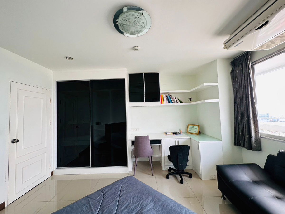 picture Two-bedroom unit for sale in NS Tower Bangna Condominium, 2 minute walk from Central Bangna Department Store - 7/16