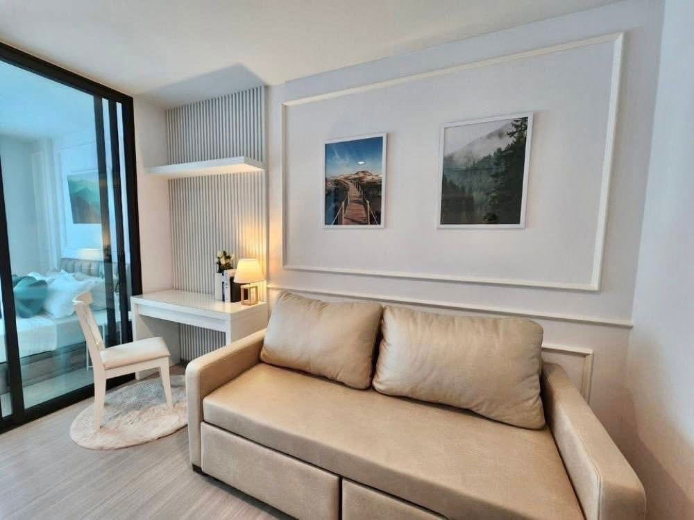 picture Condo for Rent : Life Sathorn-Sierra  1 Bedroom Nice decorated Built-in furniture  Fully furnished no damage earthquake Near BTS Talat Phlu - 7/17