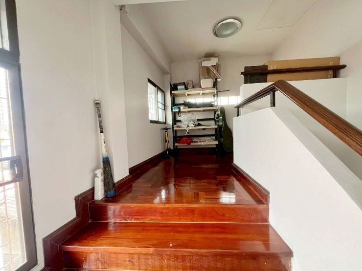 รูป ขายบ้าน 3 ชั้น ซอยสุขุมวิท 101/1 ( ซอยย่อยวชิรธรรมสาธิต14 )
( Soi Wachiratham Sathit 14 ) - รูปที่ 11/16