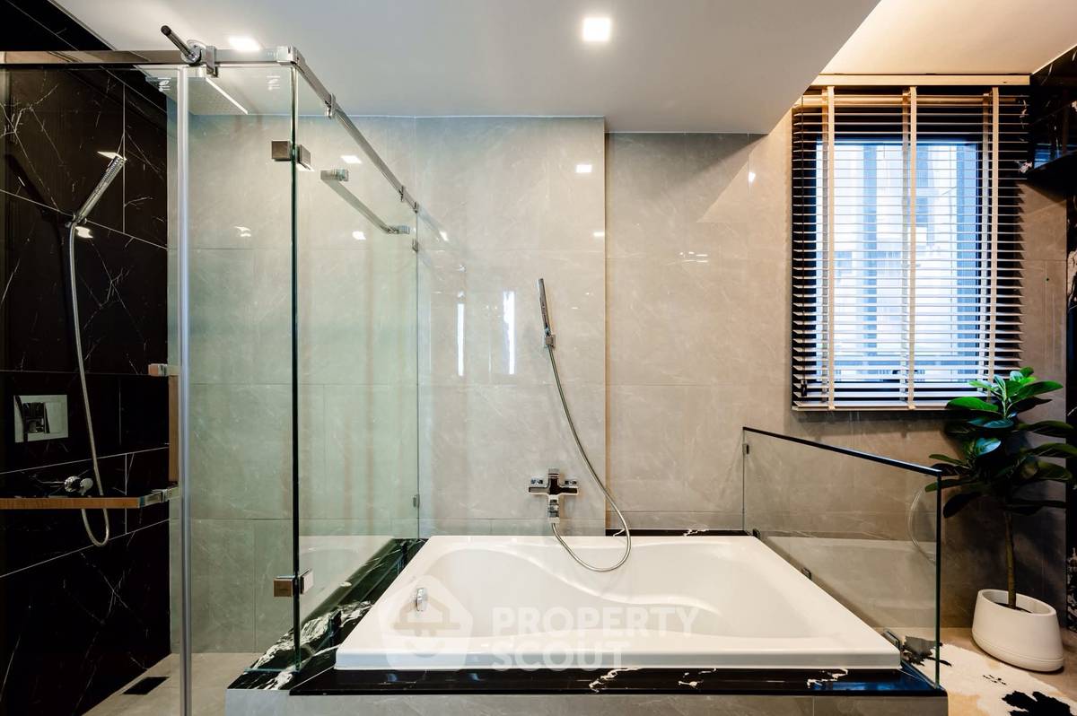 picture 2-BR Condo at One 9 Five Asoke - Rama 9 near MRT Phra Ram 9 (ID 2222002) - 15/18