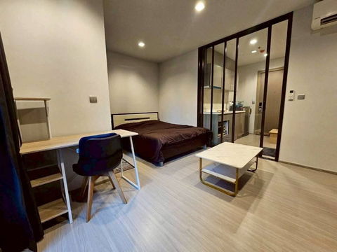 Life Asoke Rama 9 🔥 Fully Furnished & Ready to Move In Just 300 meters from MRT Rama 9‼️ Tel./Whatsapp: 095 169 9356