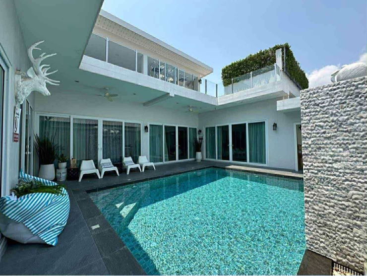 รูป Luxury pool villa near beach 5 bedrooms 5 bathrooms rent 120,000฿ 🔥🌊 - รูปที่ 1/10