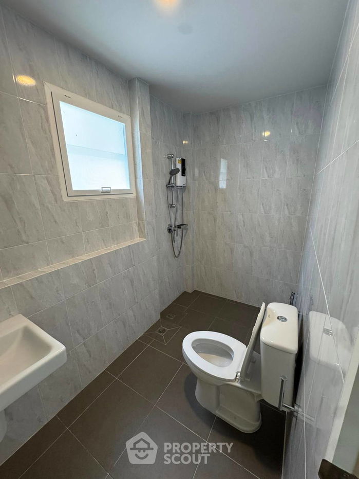 รูป บ้าน 4-ห้องนอน ใน บางเพรียง (ID 2217641) - รูปที่ 5/35