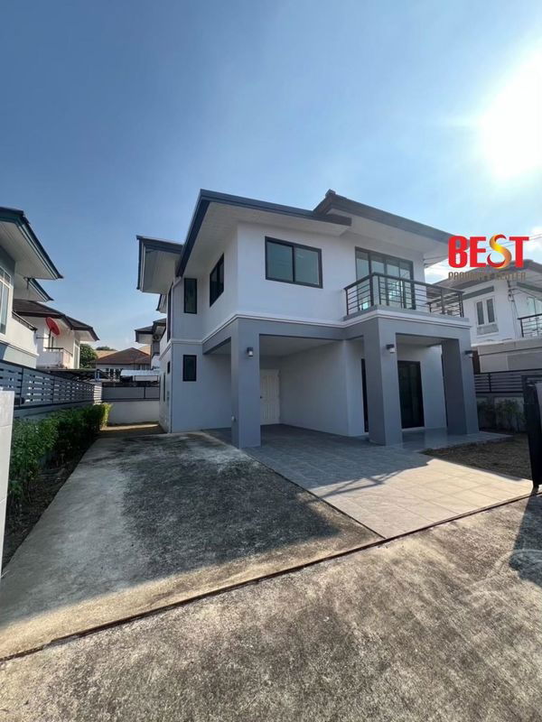 picture Fully Renovated - House for Sale, The Tara Ramintra (Phraya Suren 35) – Ready to Move In - 1/15