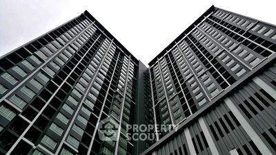 Condos for sale : 2-BR Condo at The President Petchkasem - Bangkhae near MRT Lak Song (ID 2194342)