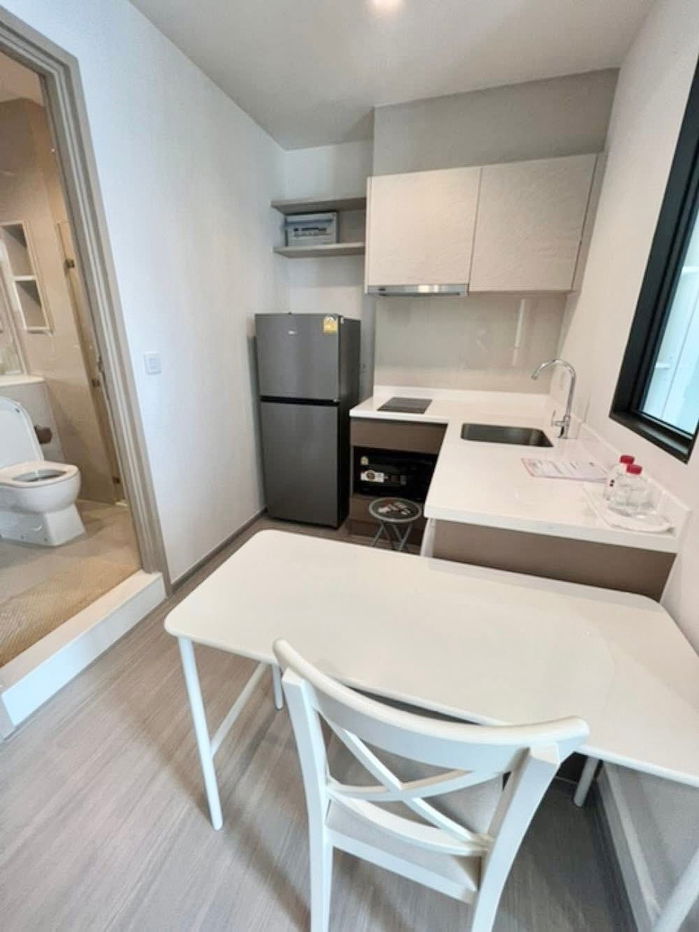 picture Condo for Rent : Life Sathorn-Sierra  1 Bedroom Nice decorated Built-in furniture  Fully furnished no damage earthquake Near BTS Talat Phlu - 13/17