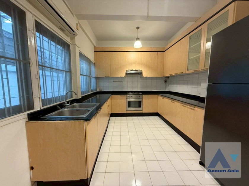 picture 🔼🔽 AccomA 📩 Home Office 3 BR House in Khlong Toei Nuea (99503) - 8/20
