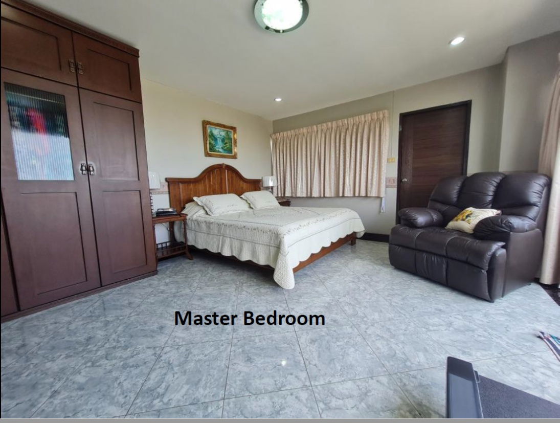 picture Corner 4-bedroom unit for sale in The Trio Garden Condominium - 29/44