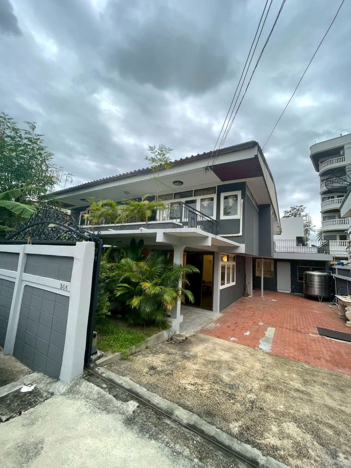 picture 🏡 Single house for rent in the heart of Sukhumvit | Pridi Banomyong 42, Soi 6, near APL Sukhumvit 71, 40,000 baht, property code: RS984 - 1/10